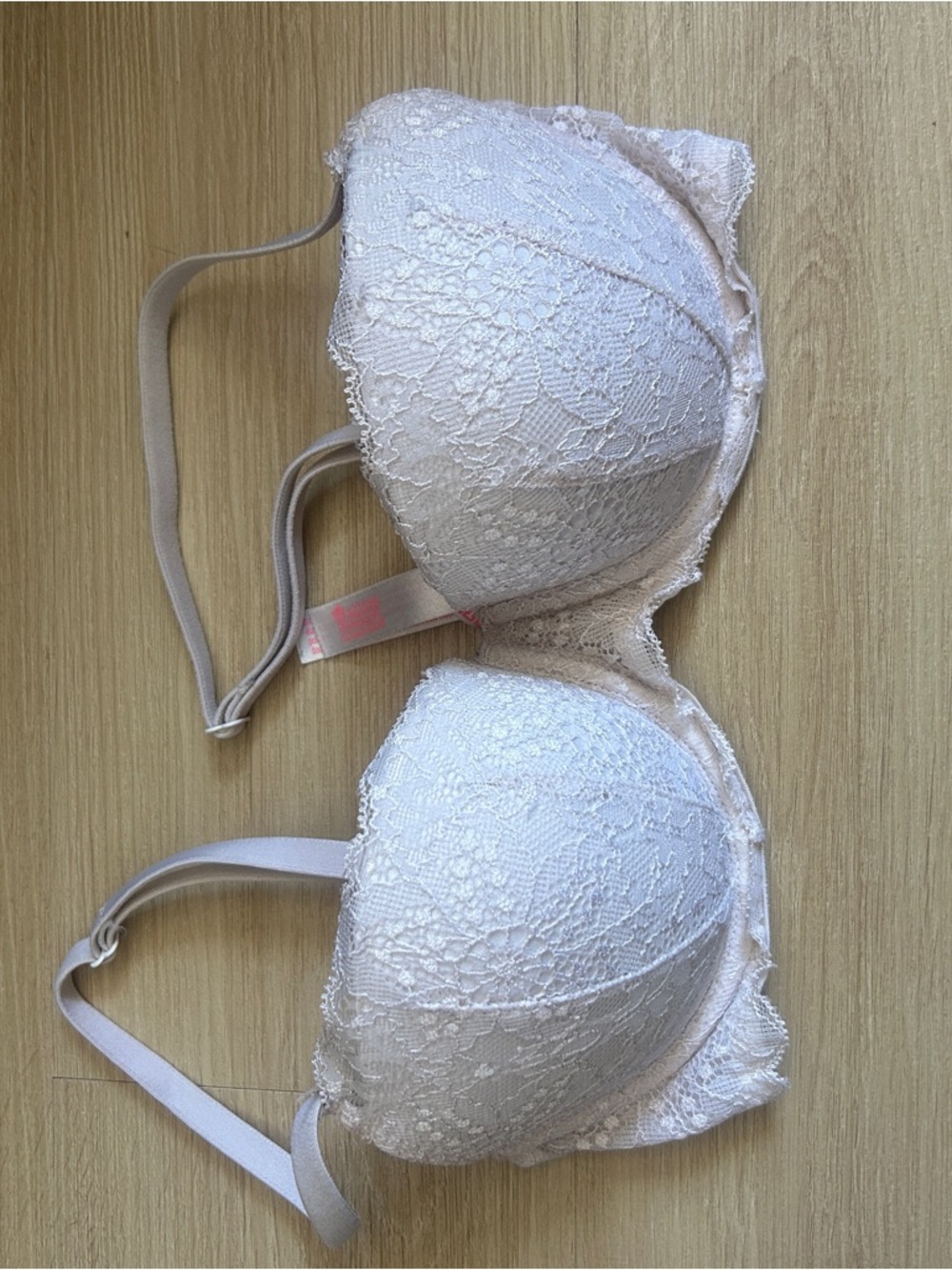 PINK Victoria's Secret White Balconette Lace Bra 30C